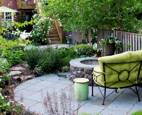 Townhouse Patio with Firepit